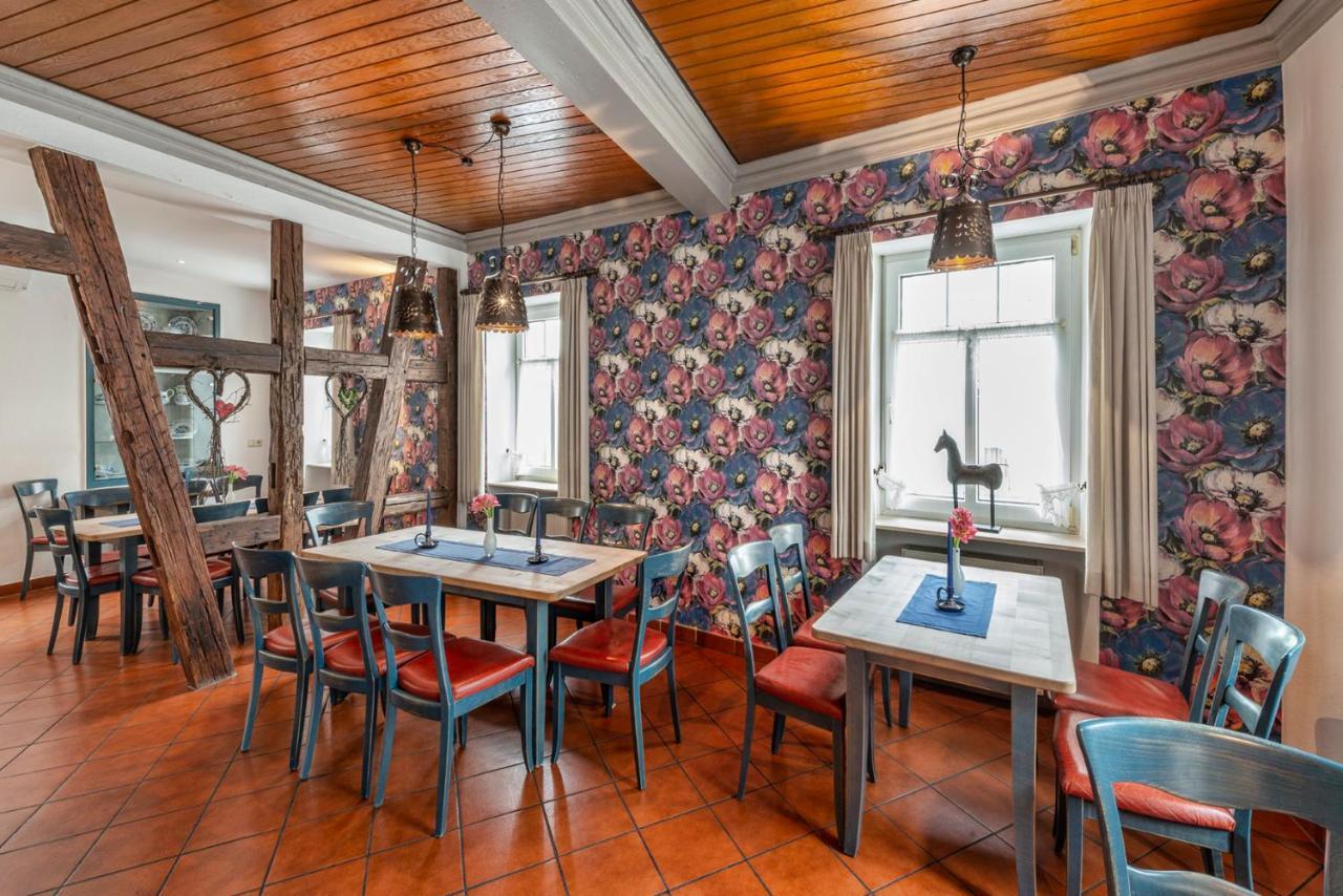 Hotel Gasthof Zum Roessle Heilbronn Bagian luar foto
