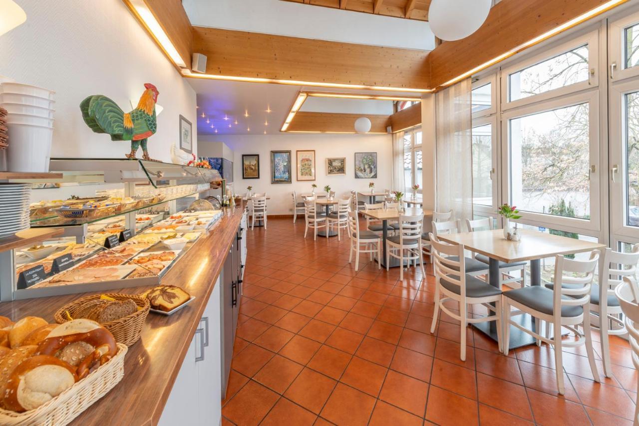 Hotel Gasthof Zum Roessle Heilbronn Bagian luar foto
